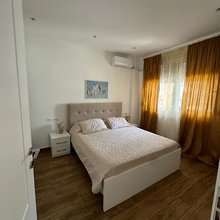 Klama Luxury Apartament Golem (Tirana)